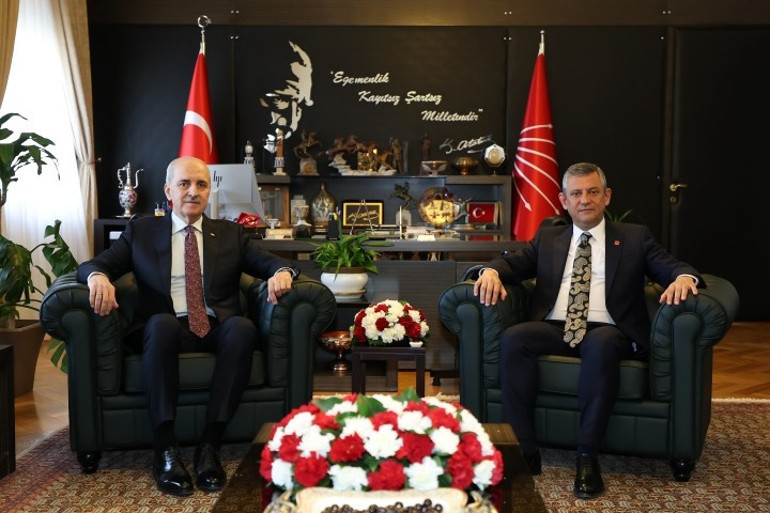 TBMM Başkanı Kurtulmuştan Özgür Özele ziyaret