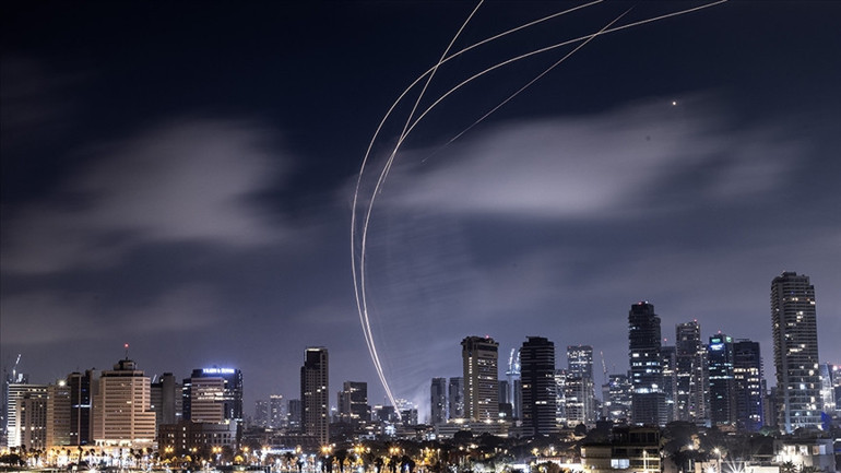 ABDden gerilimi artıracak adım… 12 savaş uçağı İsraile iniş yaptı