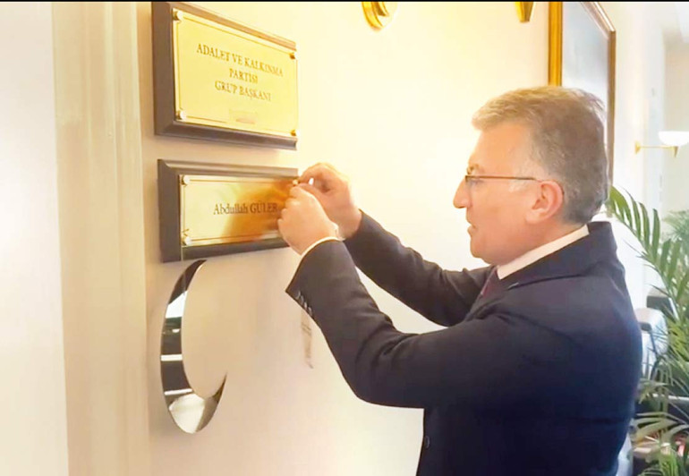 AK Parti’den Ramazan süslemesi