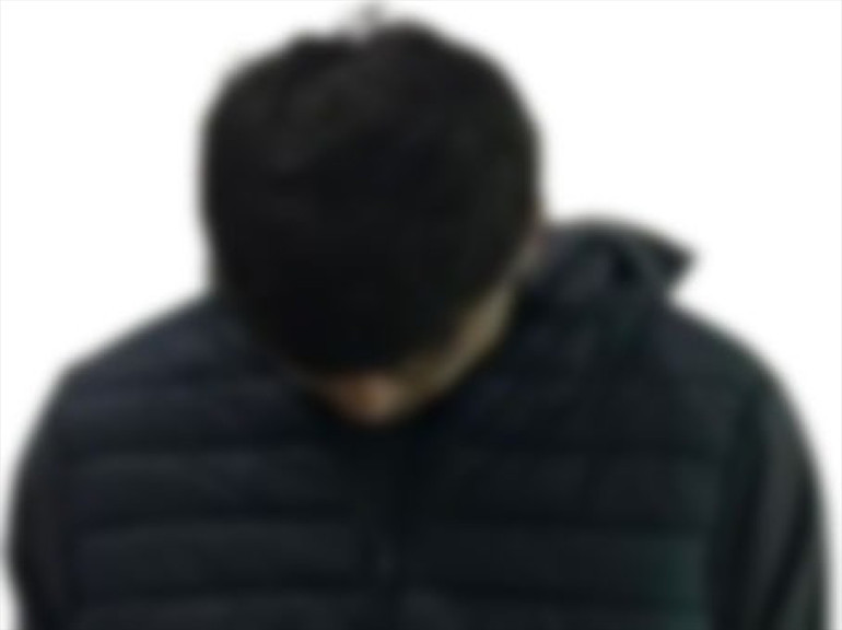 Kimlikteki isimle, eşinin dövmesindeki isim farklı olunca yakayı ele verdi Yıllarca böyle kaçmış