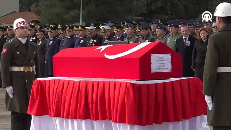 Son dakika: MSB: Balıkesir’de F-16 düştü, 1 pilotumuz şehit oldu... Bakan Gürlek: Soruşturma başlatıldı Şehidimizin kimliği belli oldu