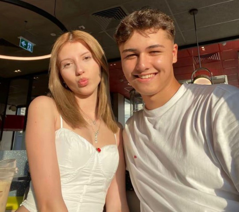 16 yaşındaki Defnenin ölümü kamerada Arkadaşıyla birlikte yere savruldular