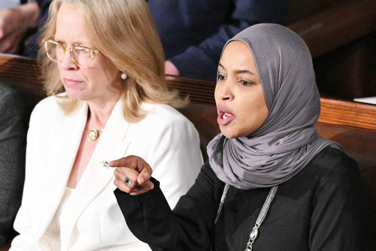 Trump 108 dakika kendini övdü... 90’ıncı dakikada İran krizine geldi