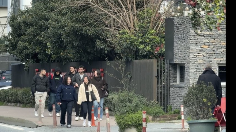  Ödev yüzünden arkadaşını göğsünden bıçakladı