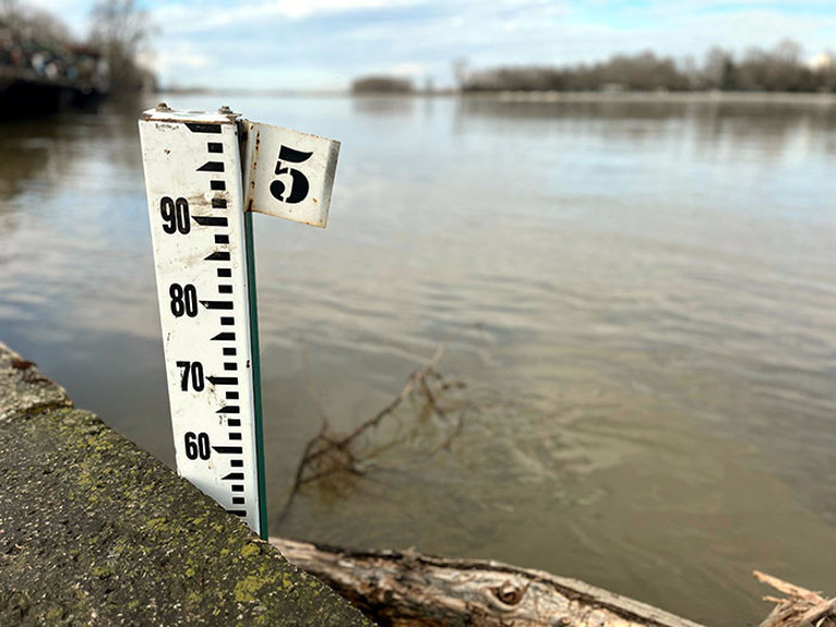 Edirnede kırmızı alarm sona erdi: Nehirlerin debileri düşüyor