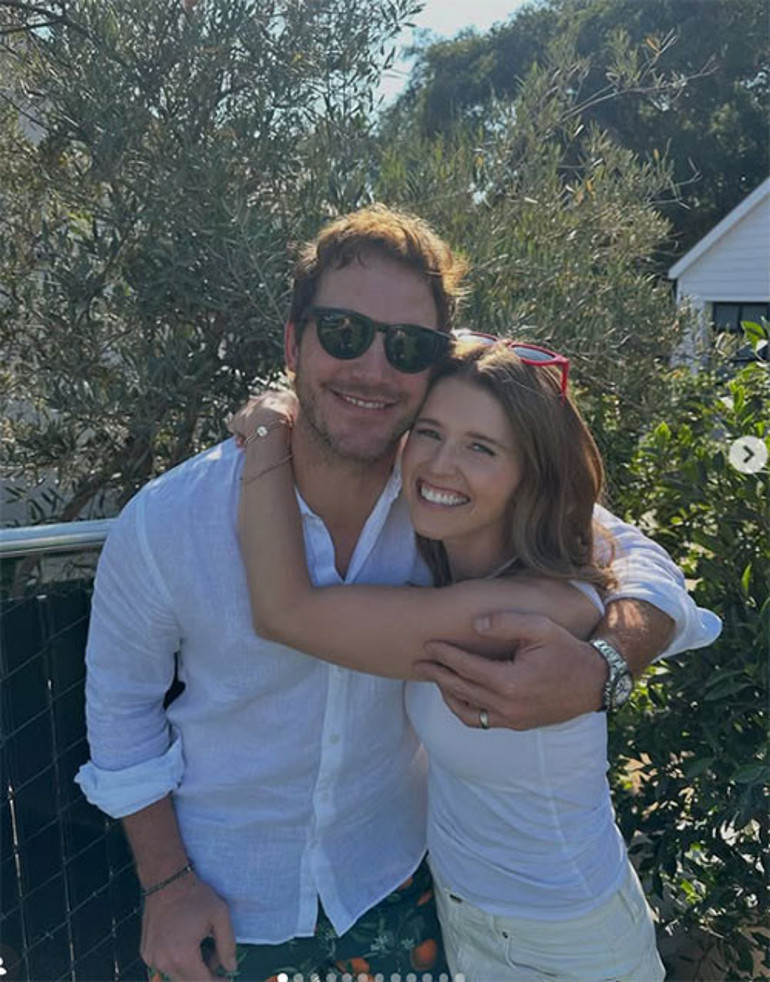 Sinemanın en sert yıldızlarından biriydi... Torunları görünce pamuk gibi oldu... Dede, gel resim çizelim