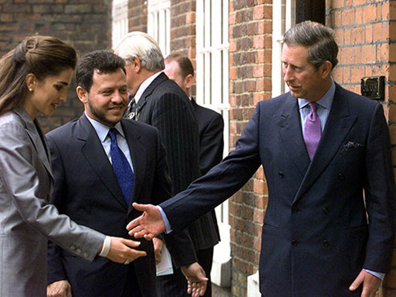  Yüzlerine bile bakan olmadı