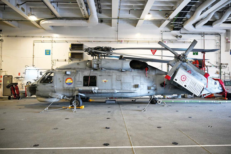  Etkileyici görüntü…. Türk savaş gemileri Rotterdam’ın kalbinde