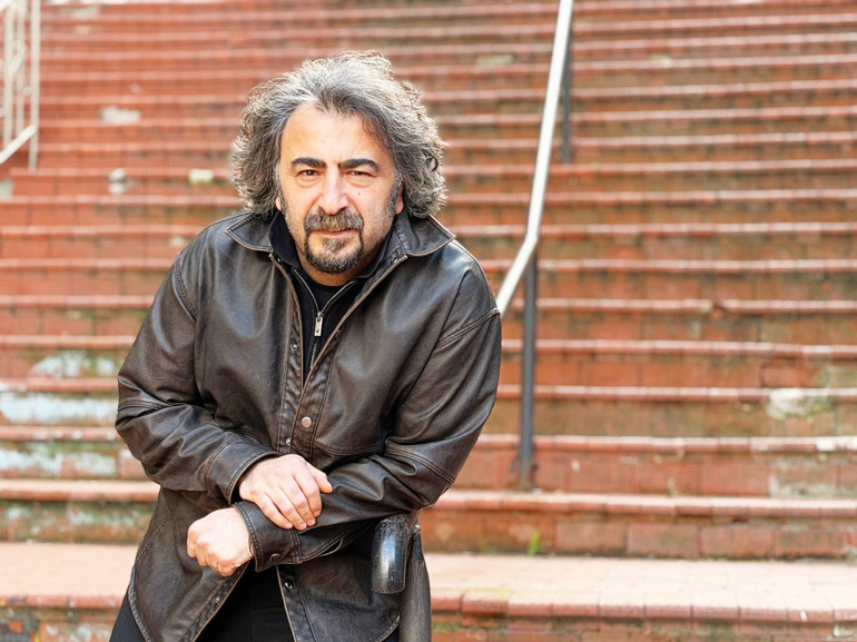 ‘Bir yanda tavşanların dünyası, bir yanda erkeklere duyduğum öfke’