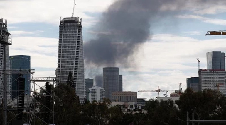 İran’ın yeni lideri kim olacak Hamaney’in ölümü rejim değişikliğini kolaylaştırır mı ‘Bu denk bir mücadele değil’