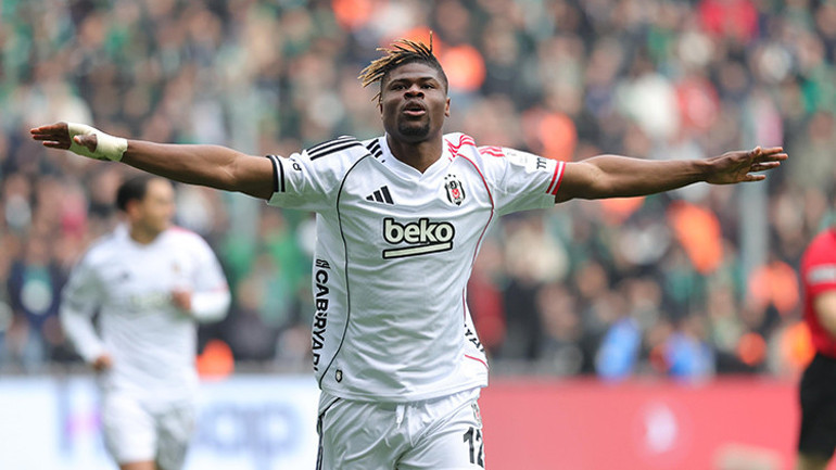 Beşiktaşa Kocaelispor galibiyeti sonrasında övgü: Sezonun hikayesini değiştirdi adeta