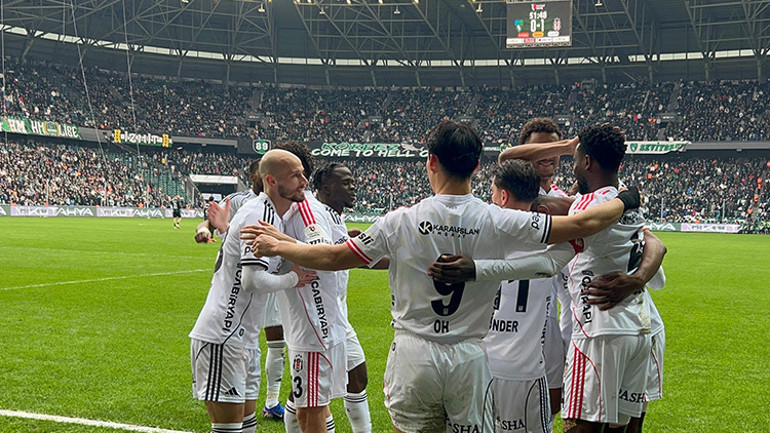 Beşiktaşa Kocaelispor galibiyeti sonrasında övgü: Sezonun hikayesini değiştirdi adeta