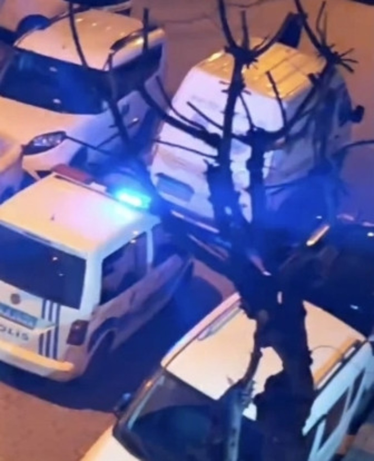  Kız arkadaşının evine giderken kurşun yağdırdılar