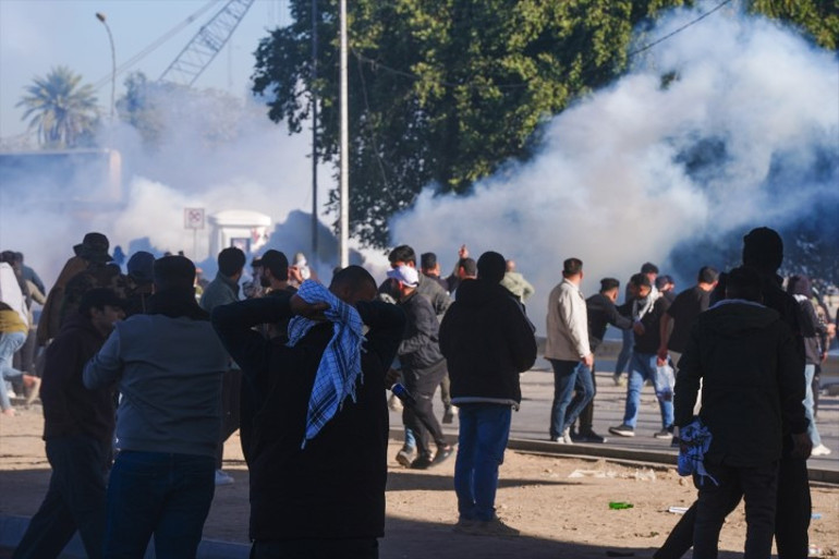 Yeşil Bölgeye girmeye çalıştılar
