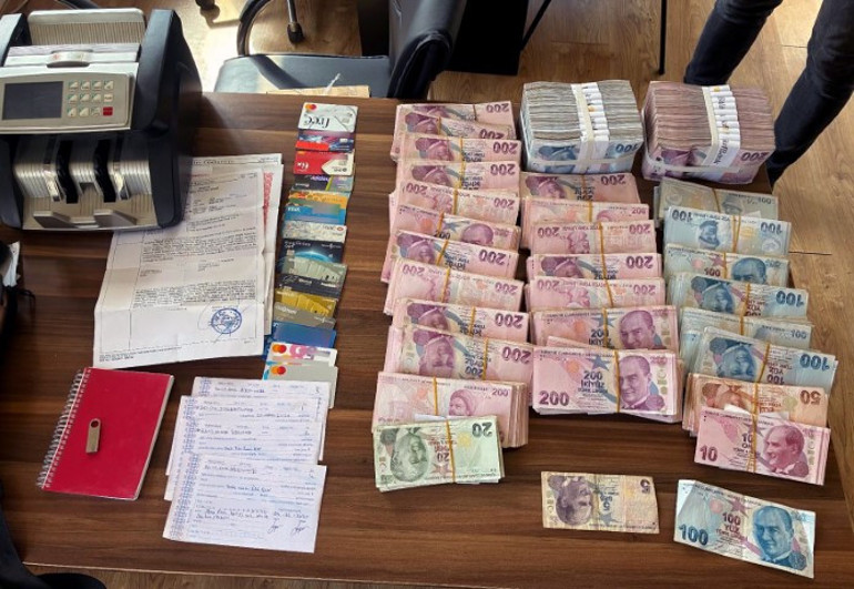 Telefon tamircisi görünümüyle çalışıyorlardı Kurdukları düzen ortaya çıktı: 11 gözaltı