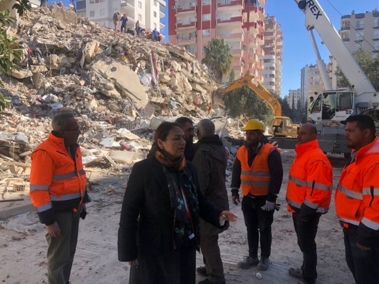 Unutmayın ki deprem ülkesiyiz
