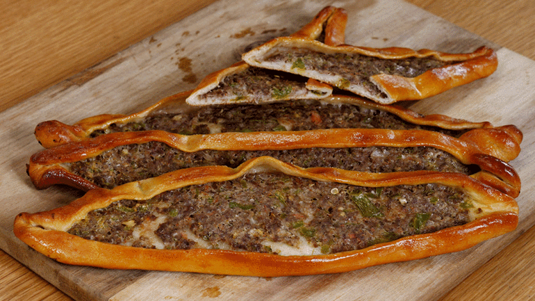 Pide harcı nasıl hazırlanır Pide harcı için püf noktaları ve kıymalı pide tarifi