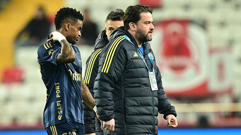 Fenerbahçeden Semedo ve sakatlık açıklaması Sahalardan uzak kalacağı süre belli oldu