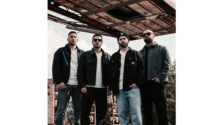 REVAdan yeni şarkı müjdesi: Kal Yanımda...