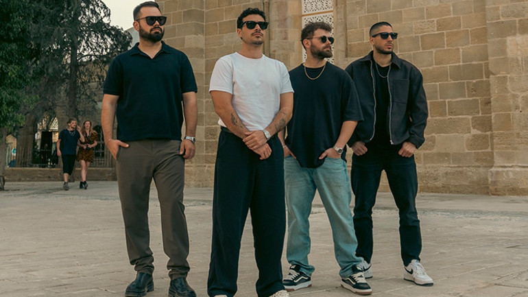 REVAdan yeni şarkı müjdesi: Kal Yanımda...