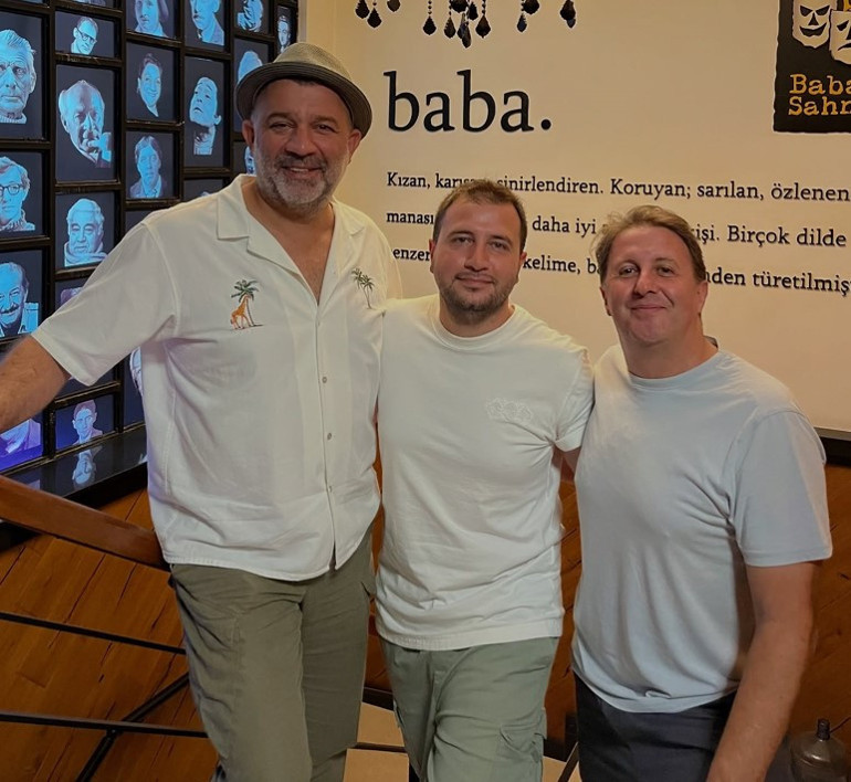 Dubaide endişeli bekleyiş sürüyor... Oyuncu İlker Ayrık ile Şevket Çoruh mahsur kaldı