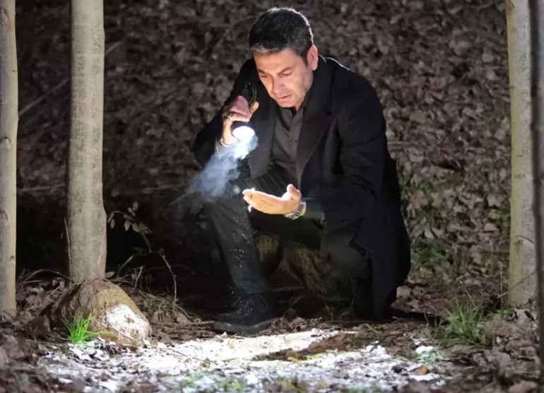 Uzak Şehirin 52. bölümünde neler oldu Alyanın büyük çaresizliği