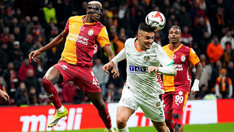  Çok acı çekti Tarihi hayal kırıklığı ile elenebilirdi