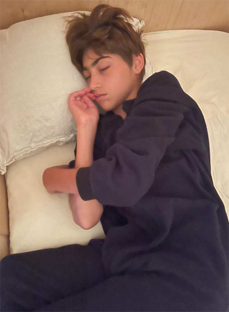 Ünlü oyuncunun oğlu çaresiz bir hastalıkla doğdu: Ona Zavallı şey dediler... İçim burkuldu, o hepimizden daha mutlu