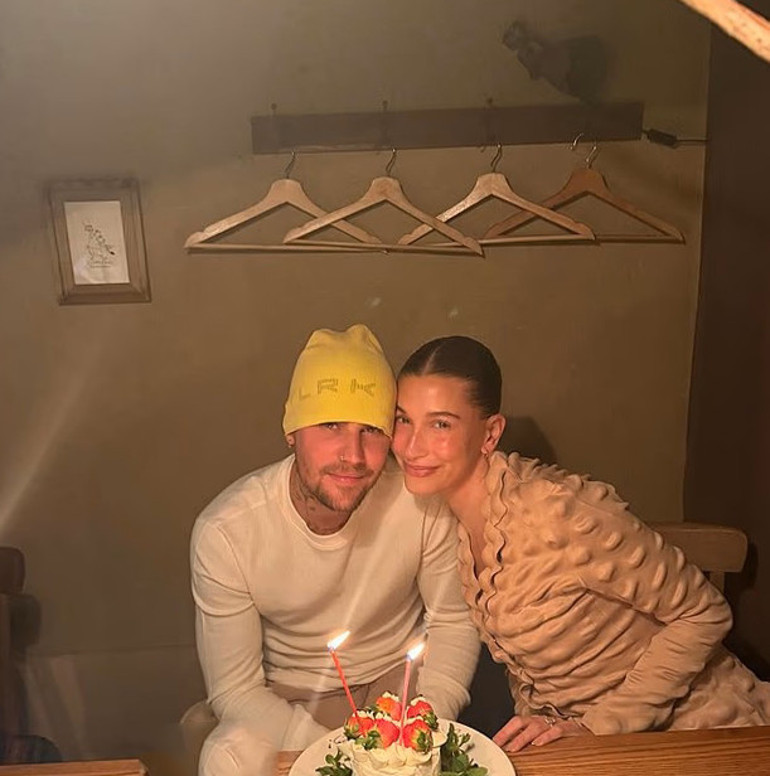 Şöhret yolunu yürürken çok seferler tökezlemişti… Güzel karısı yanında, oğlu beşiğinde uykuda… Yeni yaşına tüm dilekleri gerçek olarak girdi