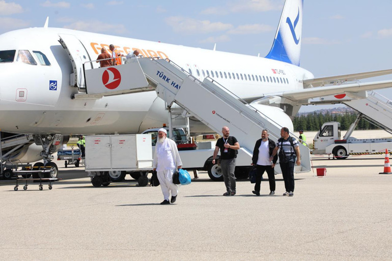 İçinden airbus geçen üniversite