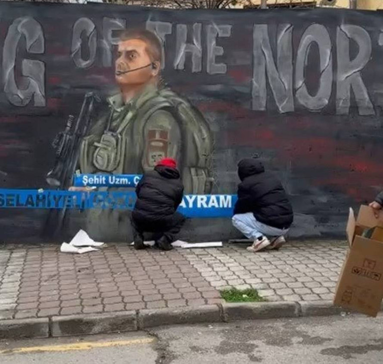 Çizdiği resim görenleri duygulandırdı | Belediye başkanından üniversite öğrencisine hediye