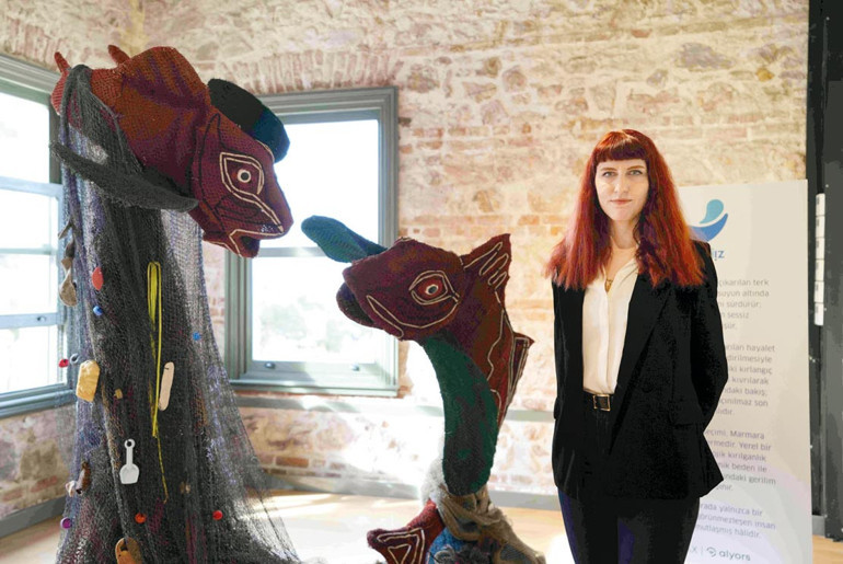 Hayalet ağlar sanata dönüştü