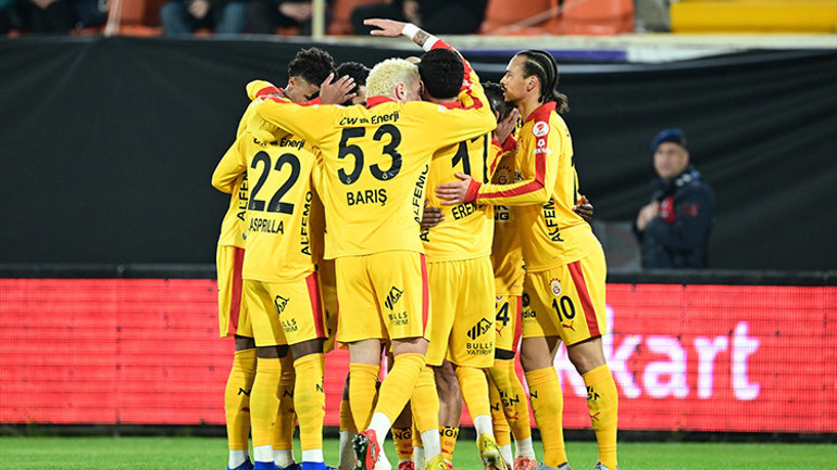 Galatasarayın Alanya maçı sonrası yıldız isme övgü yağdı: Sanki Şampiyonlar Ligi finali oynuyor