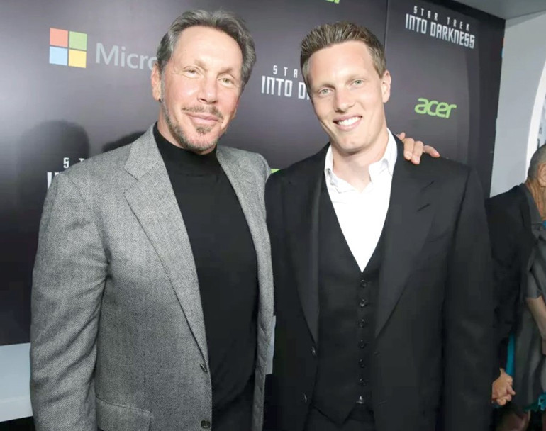 Zafer Paramount’un