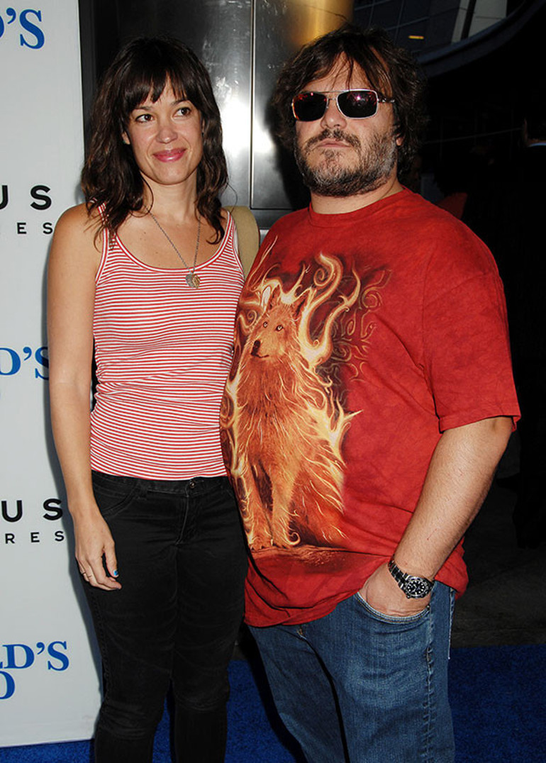 Lisede beğenip açılamadığı güzel kız 15 yıl sonra karşısına çıkmıştı… Evliliklerinde 20 yılı devirdiler… Aşkları ilk günkü gibi taze kaldı