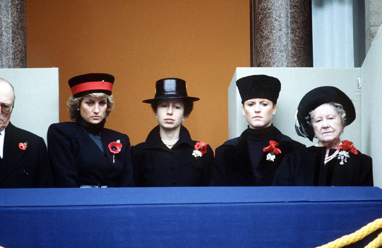 Yıllarca eski kocası sayesinde bedavadan yaşamıştı… Skandal gelin evsiz kaldı