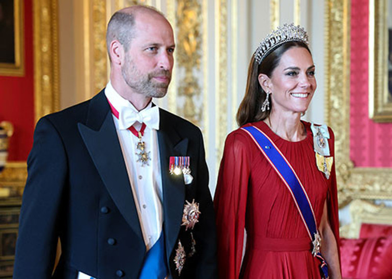 Tatile gittiler, kara bir kabus bulutu üzerlerine çöktü: Üstsüz pozlarını görünce dünyası başına yıkıldı