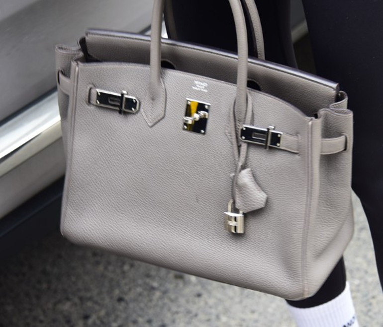 Aslıhan Doğan Turan, Rolls-Royce ile kasap alışverişinde