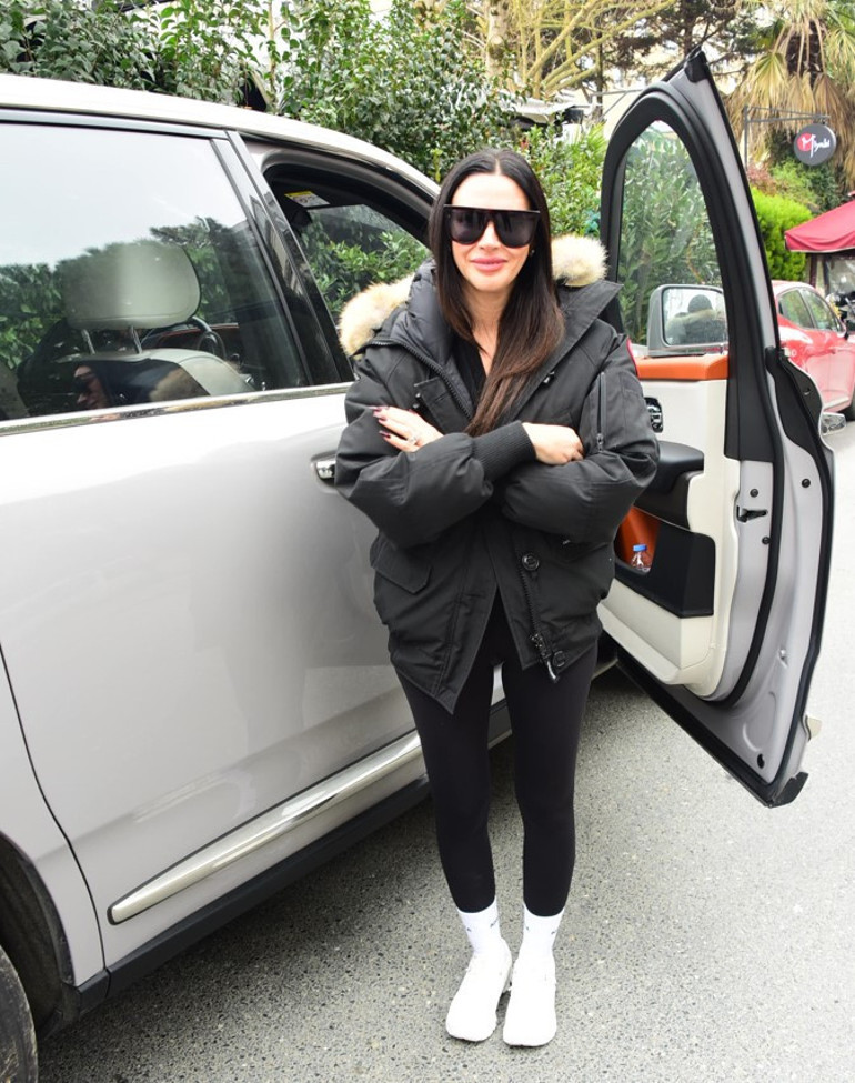 Aslıhan Doğan Turan, Rolls-Royce ile kasap alışverişinde