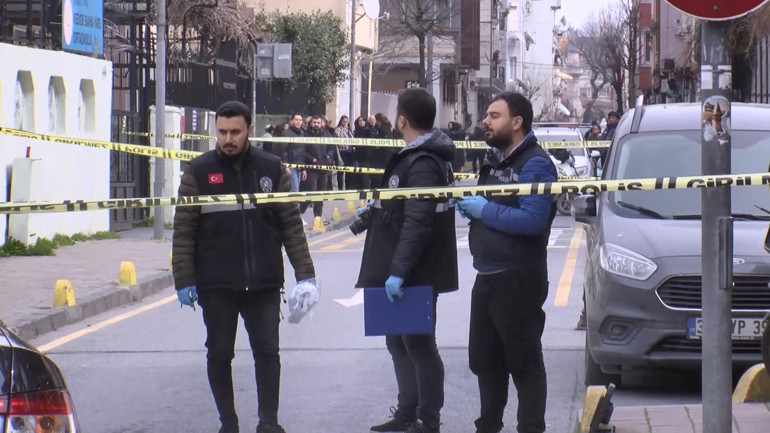 Fatihte sokak ortasında eşini başından vurmuştu: Görgü tanıkları anlattı: Akıllı olmazsan böyle olur işte, ölüp gidersin