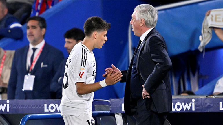  Ancelottinin onu neden sevmediğini anlıyoruz Taraftara işkence