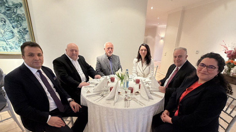 Hannover’de birlik ve dayanışma iftarı