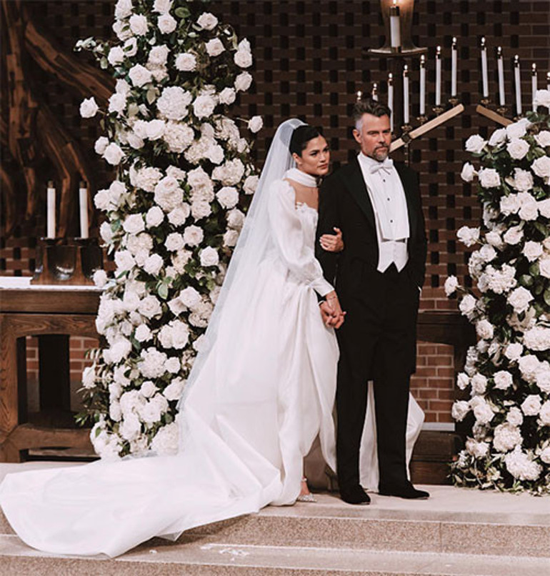  Üç günlük dünyada dostça boşanmışlardı