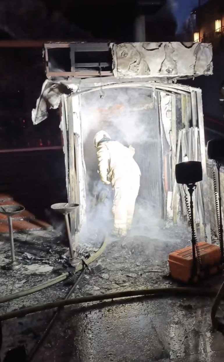 Etiler’de eğlence mekanı ateşe verildi, bir gün sonra sahibi silahlı saldırıda öldürüldü