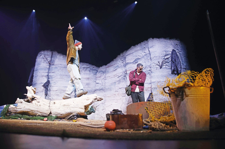 Tuğrul Tülek: ‘Tiyatroyla duygularımdan korkmamayı öğrendim’ / Rıza Kocaoğlu: ‘Bu rolle içimdeki masumiyeti paylaşabilme alanım oldu’