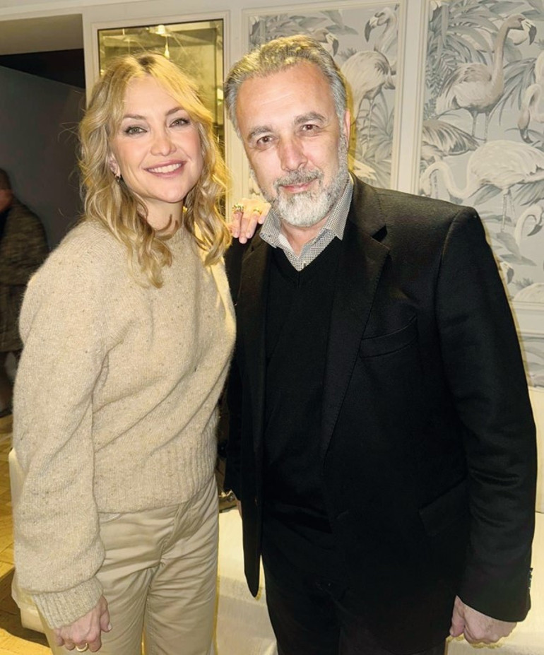 İçinde müzik taşıyan herkesin kendine özgü bir aşk hikâyesi vardır