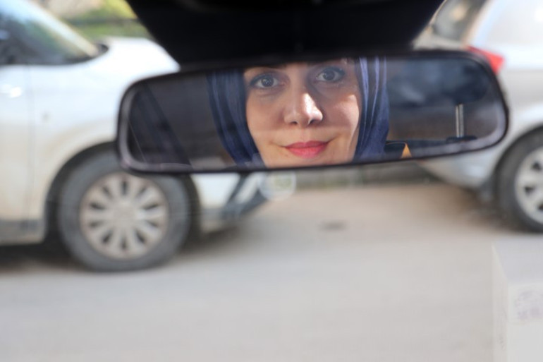 Trafikte bunu bile soran var Ambulans şoförü Gülser, mesleğinin zorluklarını anlattı