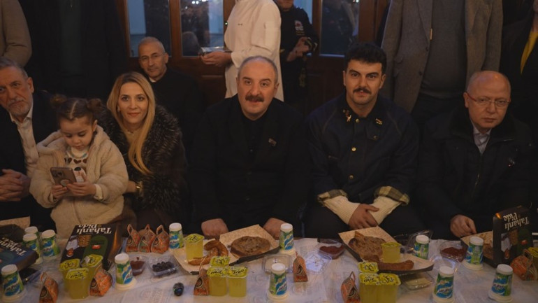 Tarihi meydanda sahur buluşması