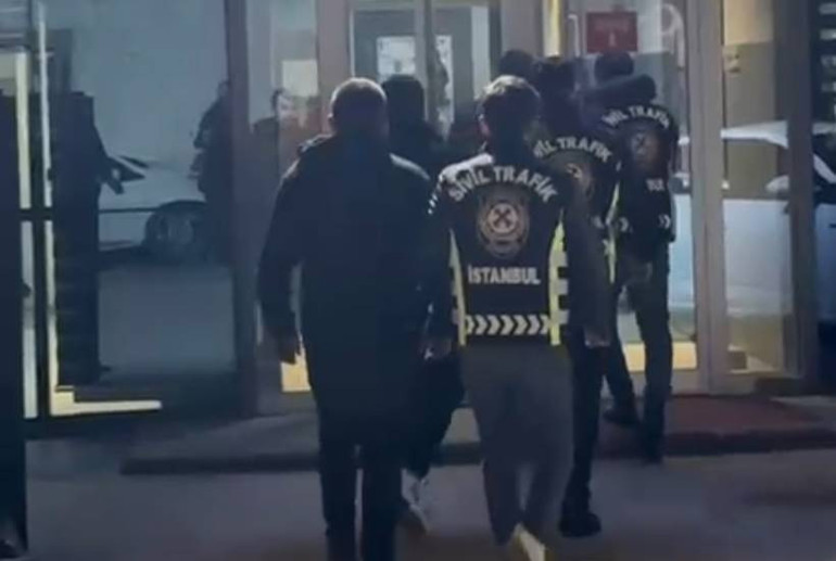 Yeni düzenleme gözlerinin yaşına bakmadı: 542 bin lira ceza kesildi, araçları trafikten men edildi