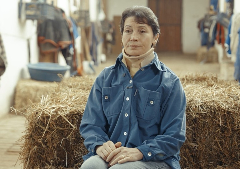 Zorunlu göçten at sırtına: Güçlü bir kadın hikayesi
